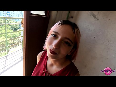 ❤️ Sha'awar ɗalibi yana tsotsar Baƙo a Waje - Cum A Fuskarsa ❤️❌ Batsa na Rasha ❌❤